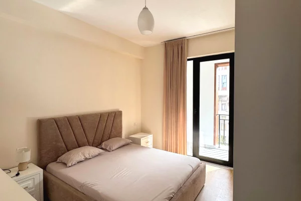 Shtepi me qera Apartament ne Tirane, 1+1, Mobilimi E mobiluar, Pagesa 40,000  Leke.