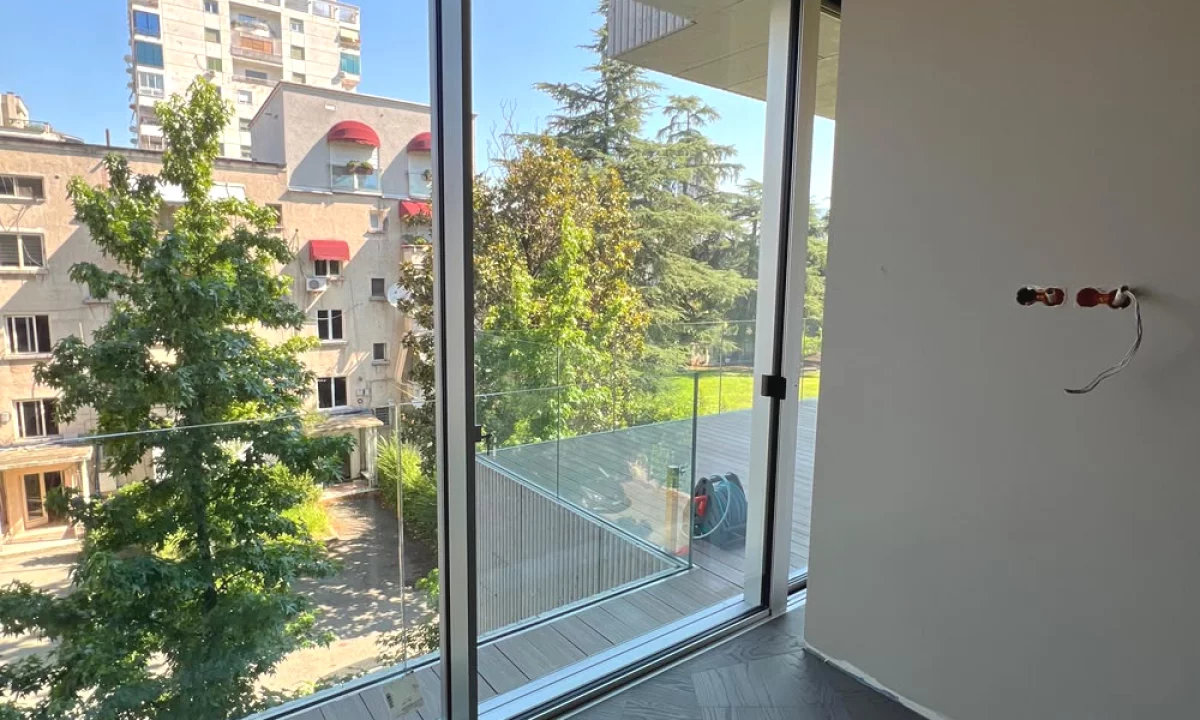 JEPET ZYRE ME QERA NE BLLOK, WESR RESIDENCE