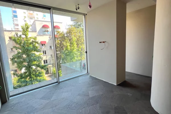 JEPET ZYRE ME QERA NE BLLOK, WESR RESIDENCE