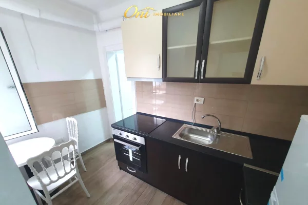 Shtepi me qera Apartament ne Tirane, Garsoniere, Mobilimi E mobiluar, Pagesa 45,000  Leke.