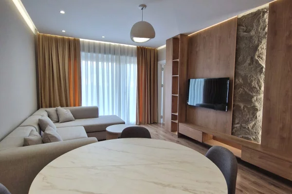Shtepi me qera Apartament ne Tirane, 1+1, Mobilimi E mobiluar, Pagesa 75,000  Leke.