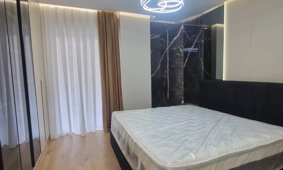 House for Sale Apartment in Tirana, 3+1, Furniture Furnished, Payment 314,000  Euro.