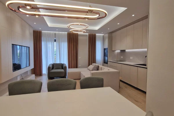 House for Sale Apartment in Tirana, 3+1, Furniture Furnished, Payment 314,000  Euro.
