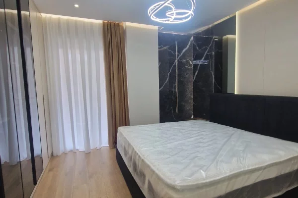 SHITET APARTAMENT 3+1, RRUGA DRITAN HOXHA