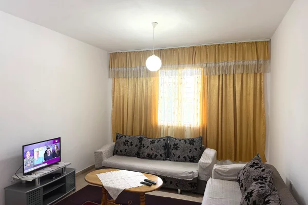 Shtepi me qera Apartament ne Tirane, 1+1, Mobilimi E mobiluar, Pagesa 35,000  Leke.