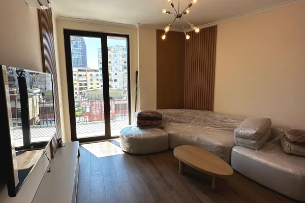 Shtepi me qera Apartament ne Tirane, 2+1, Mobilimi E mobiluar, Pagesa 2,000  Euro.