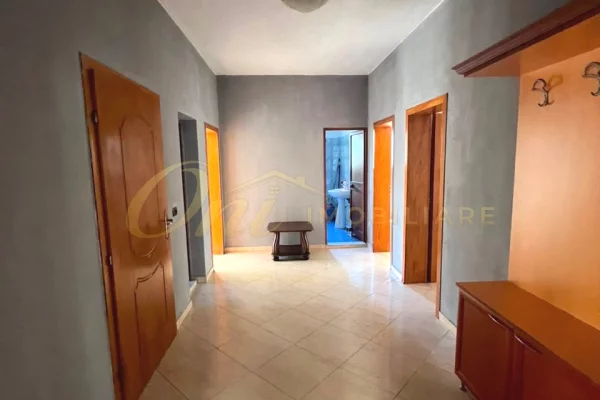 JEPET ZYRE 160M2 PER QERA, KOMUNA E PARISIT
