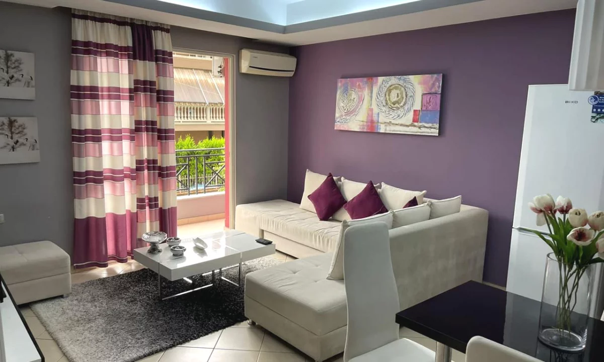 Shtepi me qera Apartament ne Tirane, 1+1, Mobilimi E mobiluar, Pagesa 50,000  Leke.