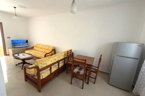 JEPET APARTAMENT ME QERA 1+1, RRUGA MIHAL GRAMENO 