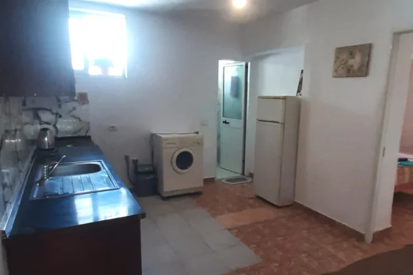 JEPET APARTAMENT ME QERA 1+1, OXHAKU