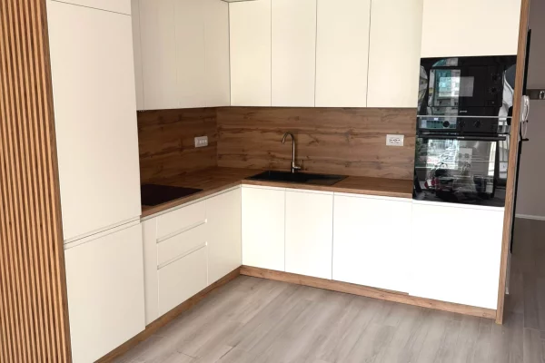 Shtepi me qera Apartament ne Tirane, 1+1, Mobilimi E mobiluar, Pagesa 750  Euro.