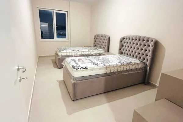 Shtepi me qera Apartament ne Tirane, 2+1, Mobilimi E mobiluar, Pagesa 550  Euro.