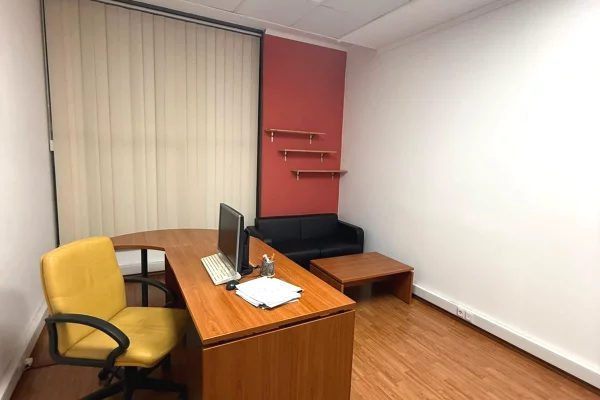 JEPET AMBIENT ZYRE ME QERA, RRUGA E ELBASANIT 