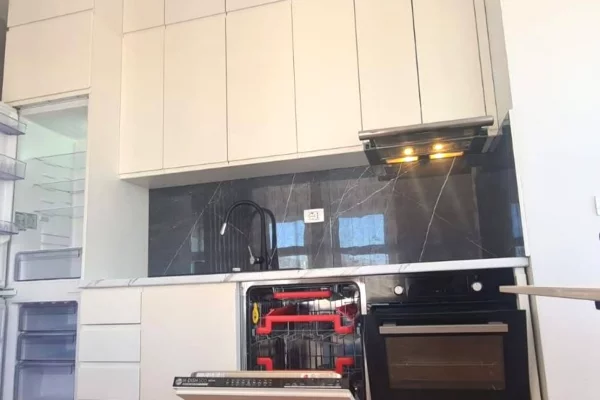 Shtepi me qera Apartament ne Tirane, 1+1, Mobilimi E mobiluar, Pagesa 40,000  Leke.
