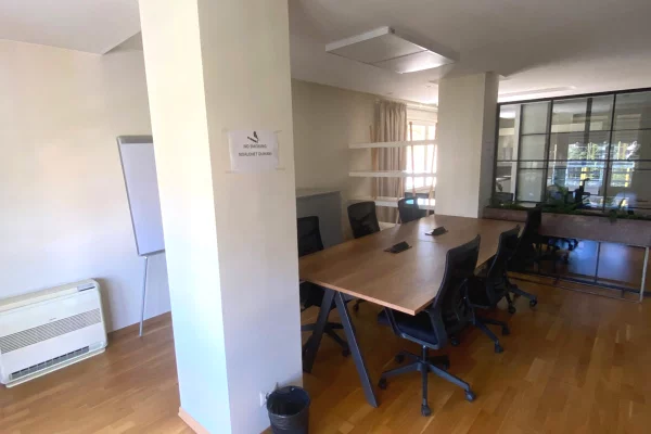 JEPET ZYRE ME QERA 140M2, BRIGADA 8, BLLOK