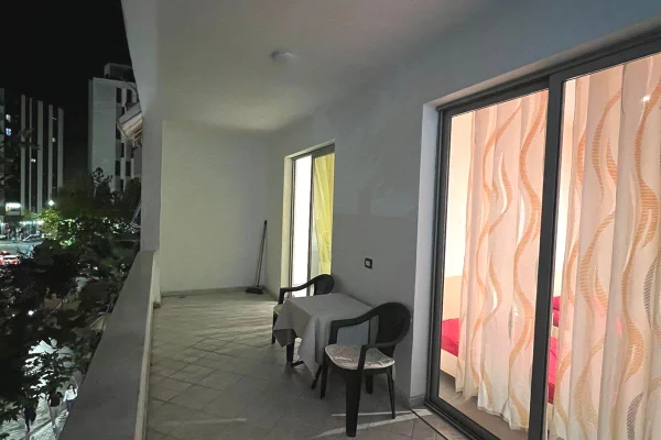 Shtepi me qera Apartament ne Tirane, 1+1, Mobilimi E mobiluar, Pagesa 520  Euro.