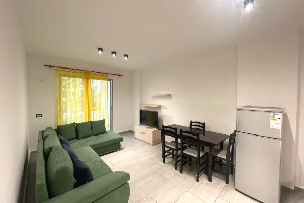 JEPET APARTAMENT ME QERA 1+1, ASTIR
