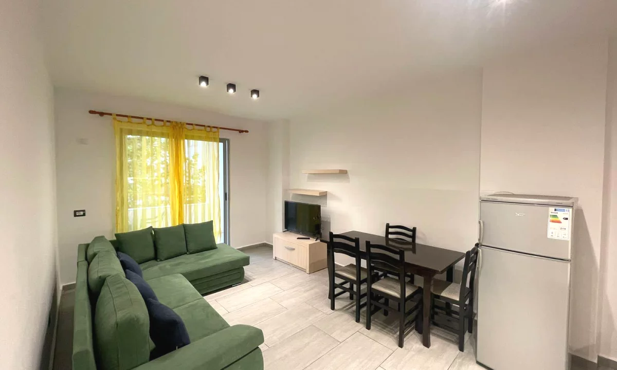 Shtepi me qera Apartament ne Tirane, 1+1, Mobilimi E mobiluar, Pagesa 520  Euro.
