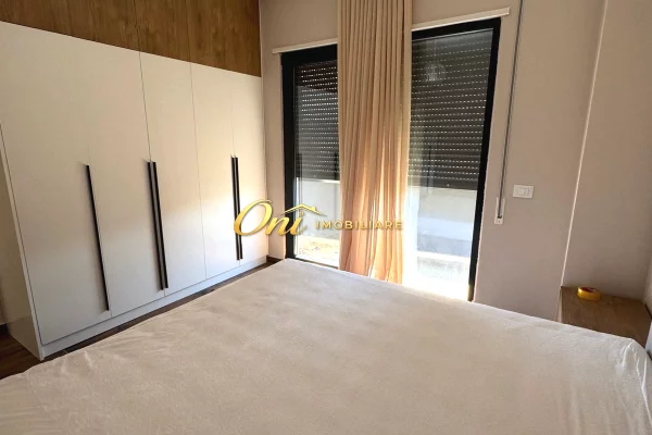 Shtepi ne shitje Apartament ne Tirane, 2+1, Mobilimi E mobiluar, Pagesa 220,000  Euro.