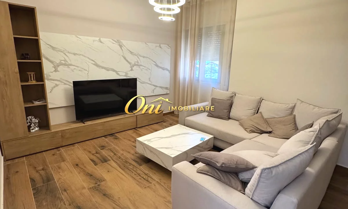 Shtepi ne shitje Apartament ne Tirane, 2+1, Mobilimi E mobiluar, Pagesa 220,000  Euro.