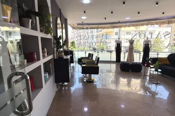 JEPET DYQAN ME QERA, BULEVARDI MIGJENI, ASTIR