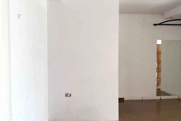DYQAN PER QERA, TEK BULEVARDI MIGJENI, ASTIR