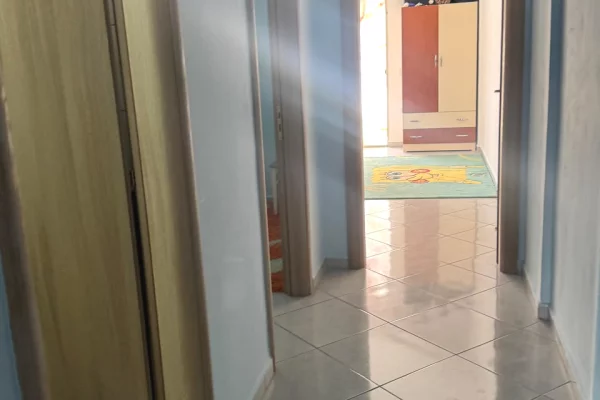 Appartamento in affitto a Tirana 1+1, Arredato