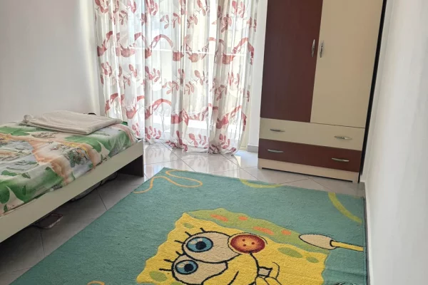 Appartamento in affitto a Tirana 1+1, Arredato