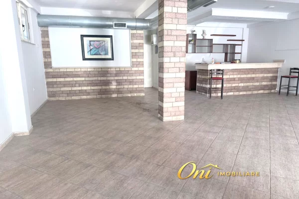 Ambient biznesi me qera 1+1 ne Tirane - 130,000 Leke