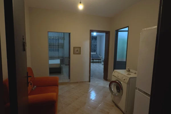 Appartamento in affitto a Tirana 1+1, Arredato