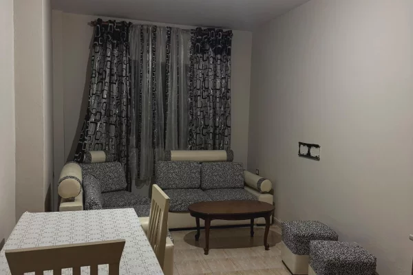 JEPET APARTAMENT ME QERA 1+1, STADIUMI DINAMO 