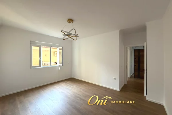 Casa in vendita 1+1 a Tirana - 108,000 Euro