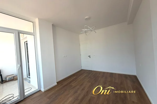 Appartamento in vendita a Tirana 1+1, Vuoto