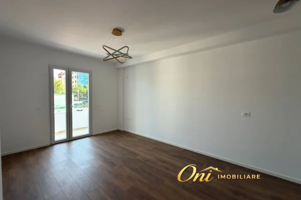 Appartamento in vendita a Tirana 1+1, Vuoto