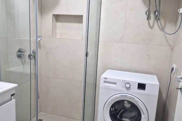 Appartamento in affitto a Tirana 1+1, Arredato