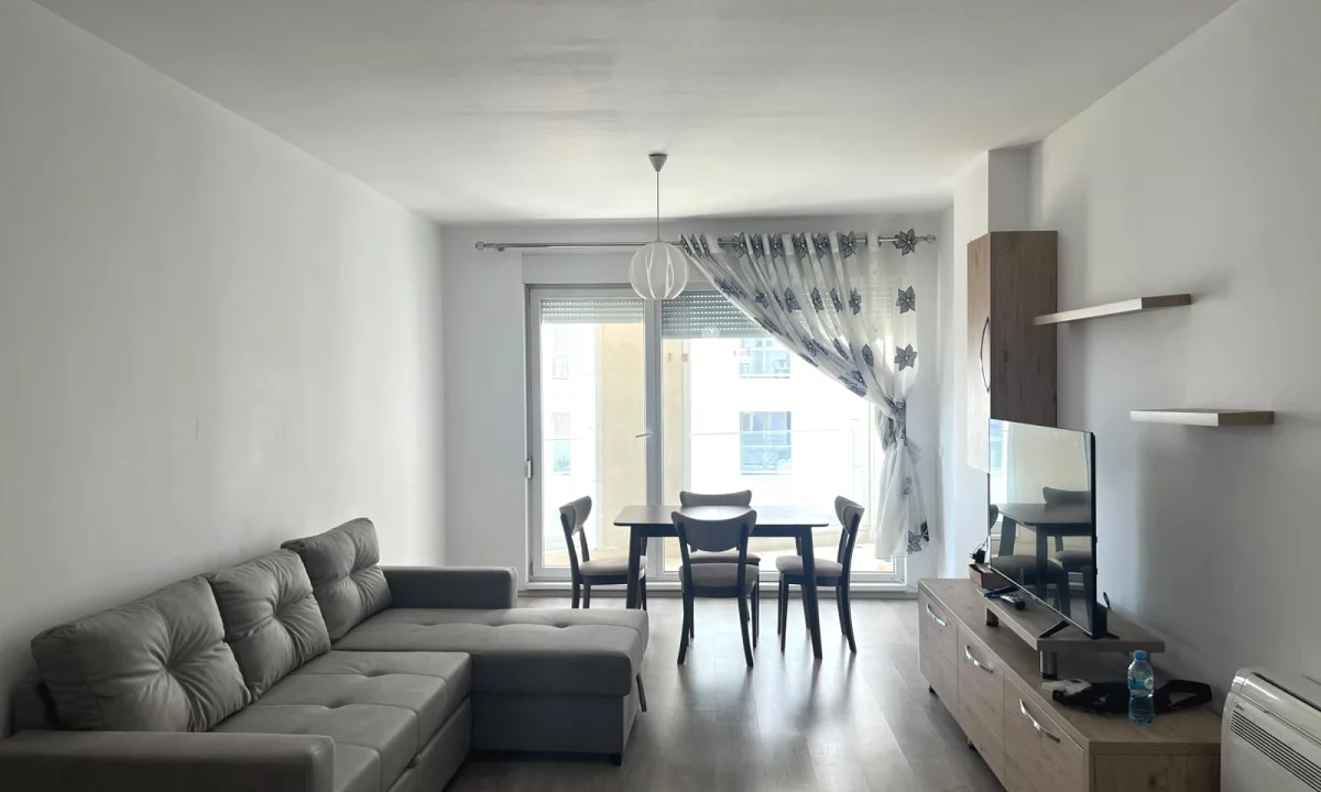 Shtepi me qera Apartament ne Tirane, 2+1, Mobilimi E mobiluar, Pagesa 55,000  Leke.