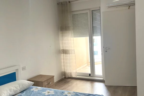 Shtepi me qera Apartament ne Tirane, 2+1, Mobilimi E mobiluar, Pagesa 55,000  Leke.