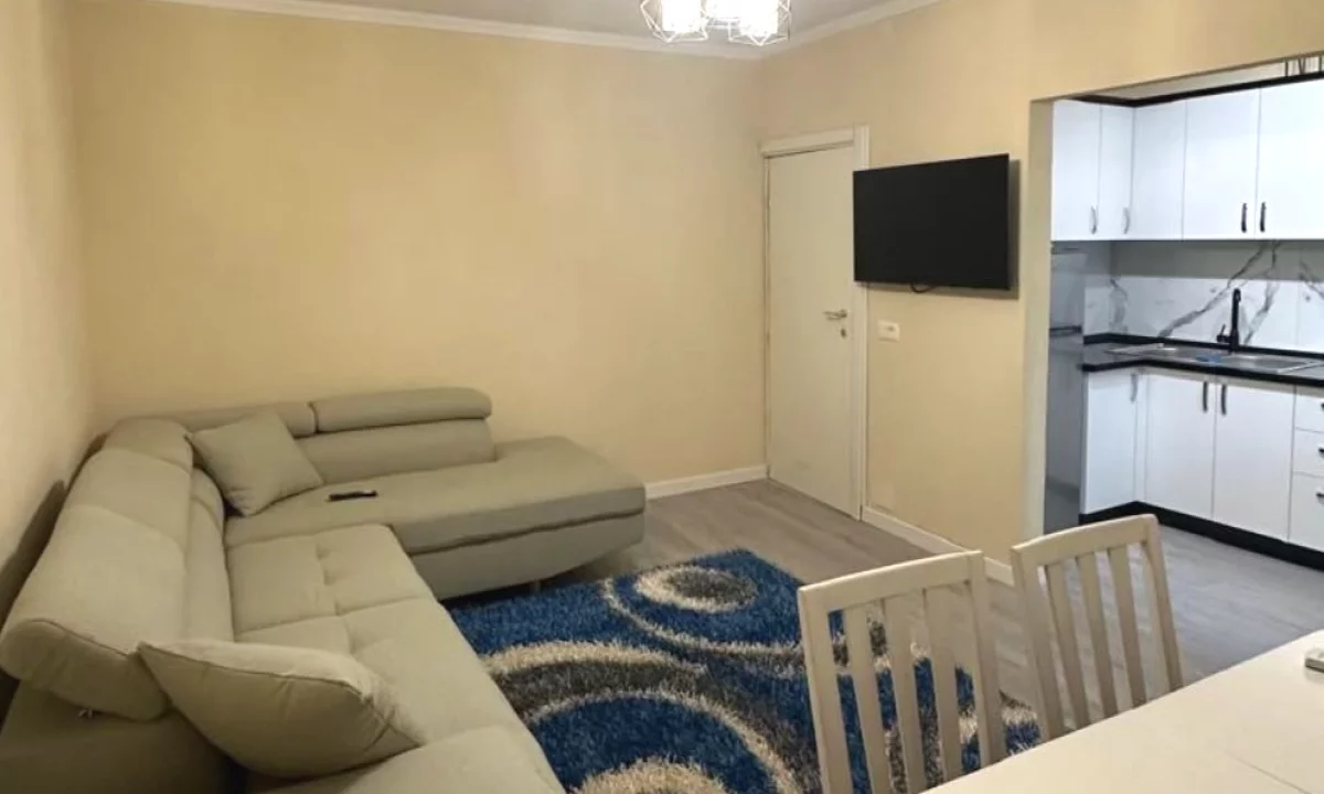 Shtepi me qera Apartament ne Tirane, 1+1, Mobilimi E mobiluar, Pagesa 45,000  Leke.