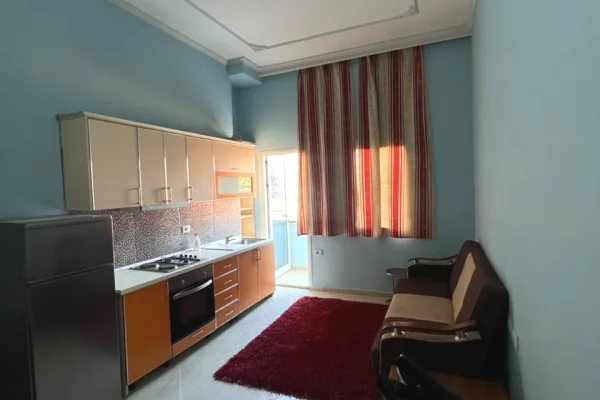 Shtepi me qera 1+1 ne Tirane - 50,000 Leke