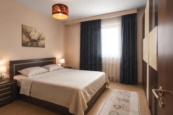 Shtepi me qera Apartament ne Tirane, 2+1, Mobilimi E mobiluar, Pagesa 60,000  Leke.