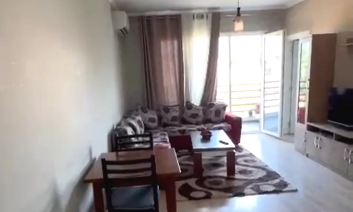 Shtepi me qera Apartament ne Tirane, 1+1, Mobilimi E mobiluar, Pagesa 50,000  Leke.