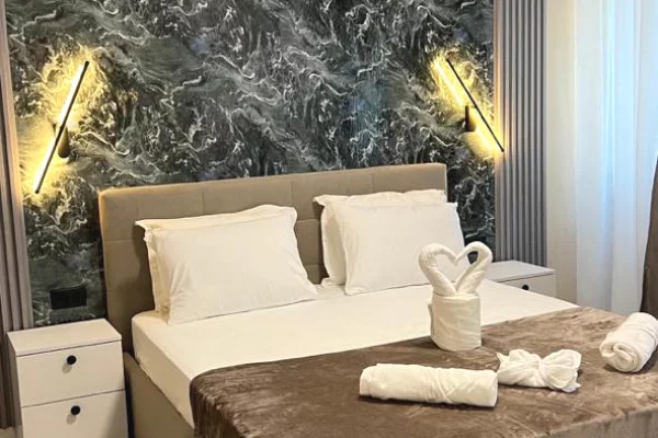 Shtepi me qera 1+1 ne Tirane - 53,000 Leke