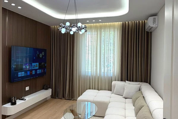 Shtepi ne shitje 1+1 ne Tirane - 19,500,000 Leke