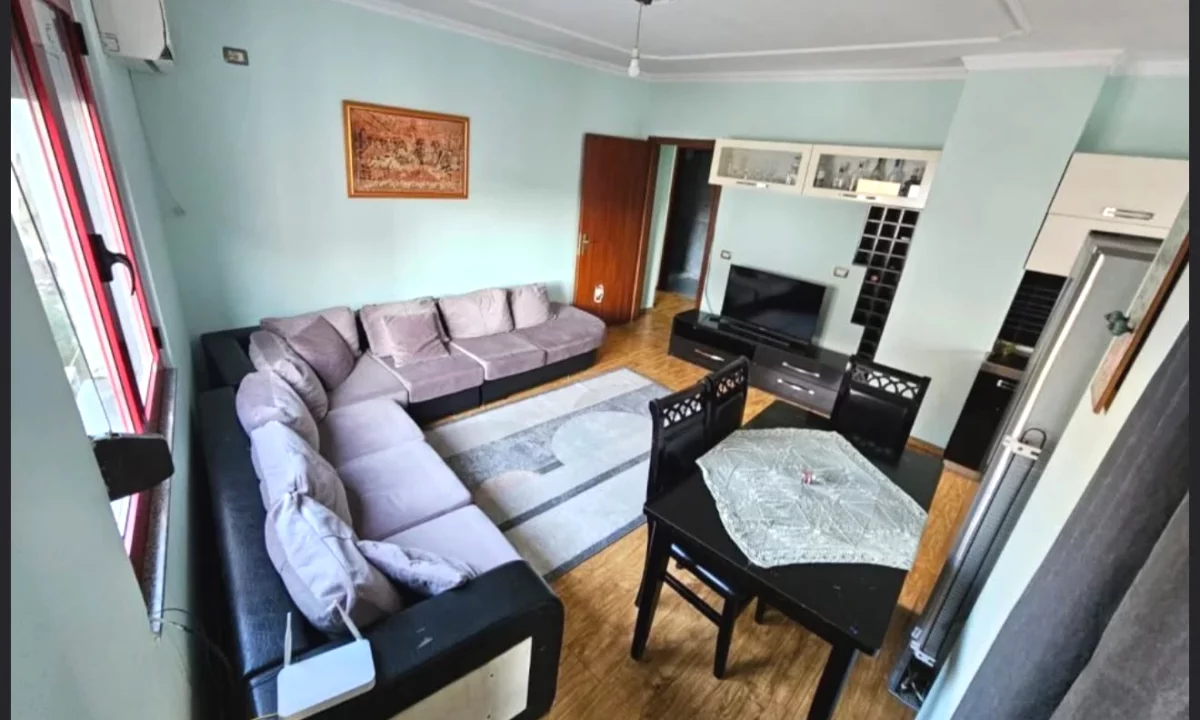 Shtepi me qera Apartament ne Tirane, 2+1, Mobilimi E mobiluar, Pagesa 53,000  Leke.