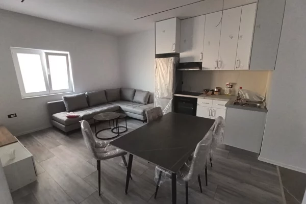 JEPET APARTAMENT ME QERA 1+1, KODRA E PRIFTIT