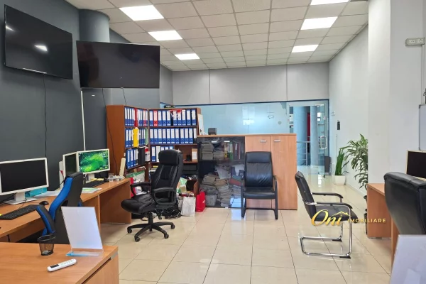 Business Property in Sale 3+1 in Tirana - 195,000 Euro