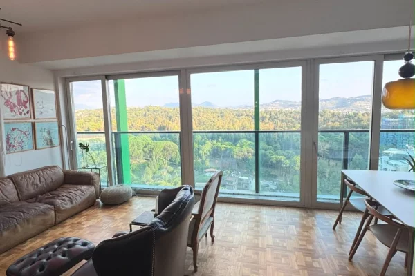Shtepi me qera Apartament ne Tirane, 2+1, Mobilimi E mobiluar, Pagesa 2,500  Euro.