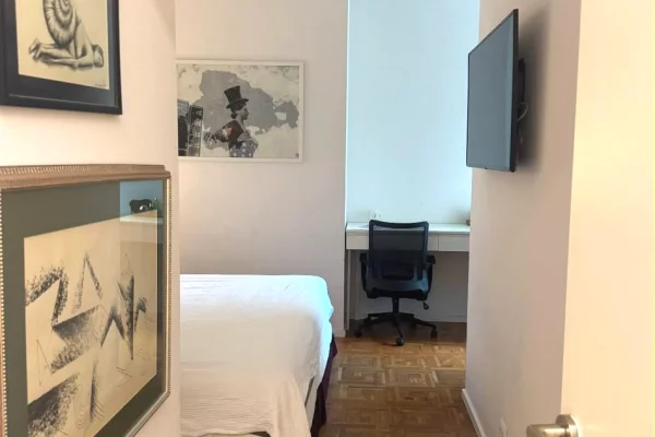 Shtepi me qera Apartament ne Tirane, 2+1, Mobilimi E mobiluar, Pagesa 2,500  Euro.