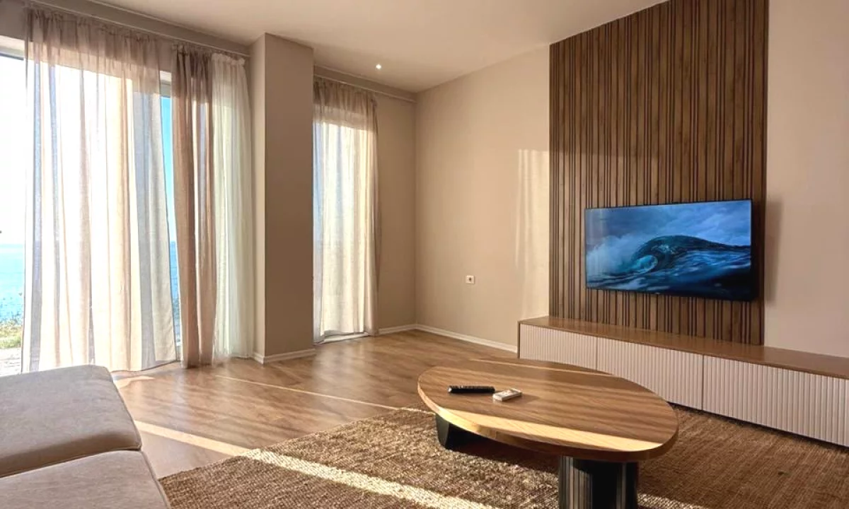 Shtepi ne shitje Apartament ne Vlore, 2+1, Mobilimi E mobiluar, Pagesa 258,000  Euro.