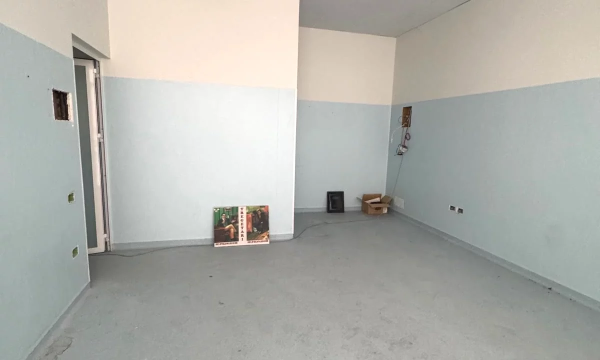 JEPET DYQAN ME QERA, KOMUNA E PARISIT